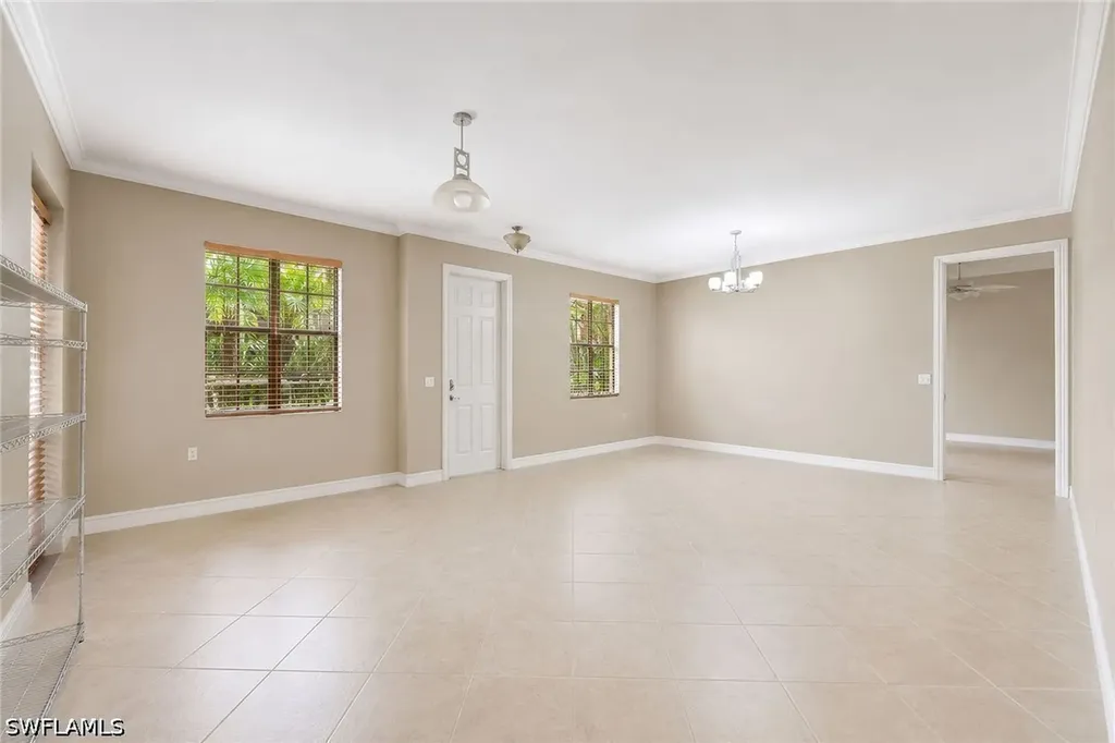 9126 Chula Vista Street Naples FL 34113