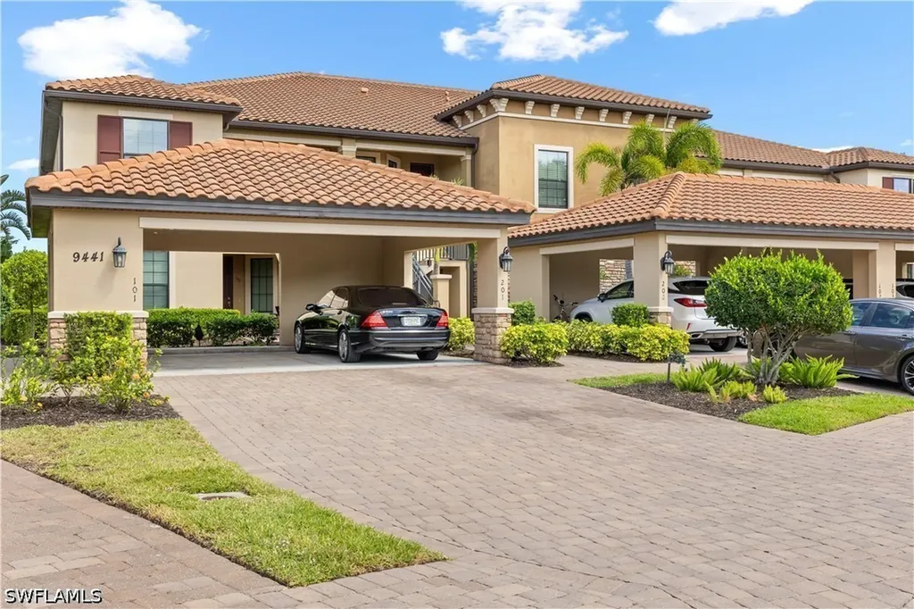 9441 Benvenuto Court Naples FL 34119