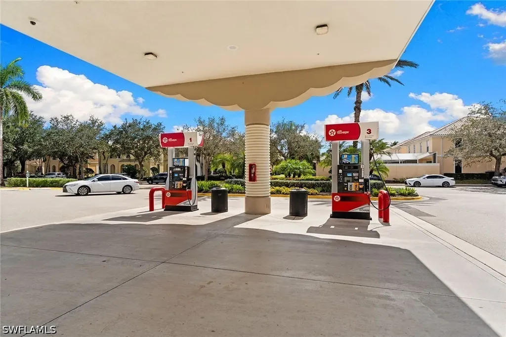 3210 Barbados Lane Naples FL 34119