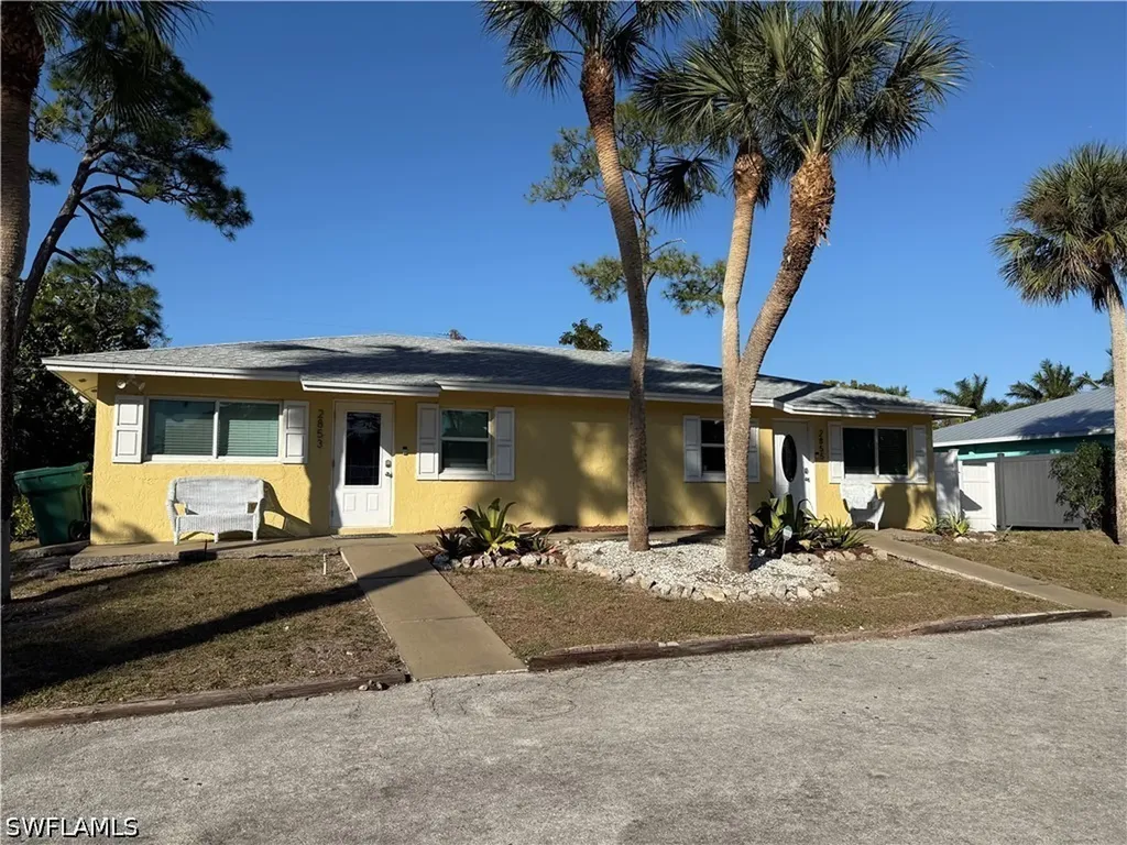 2855 Van Buren Avenue Naples FL 34112