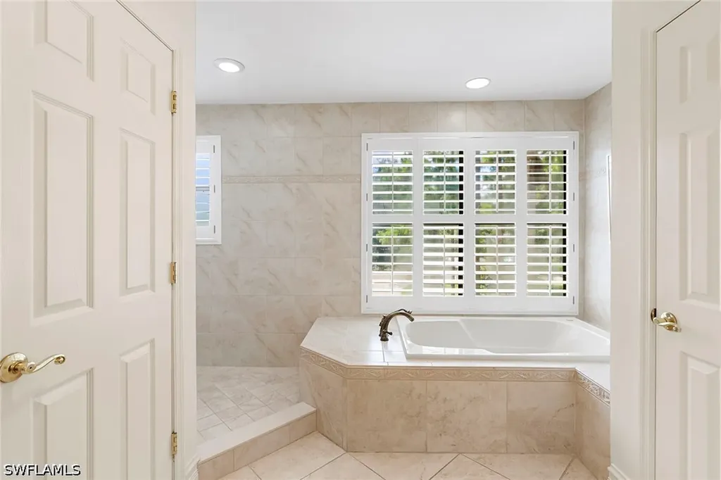 5731 Cypress Hollow Way Naples FL 34109