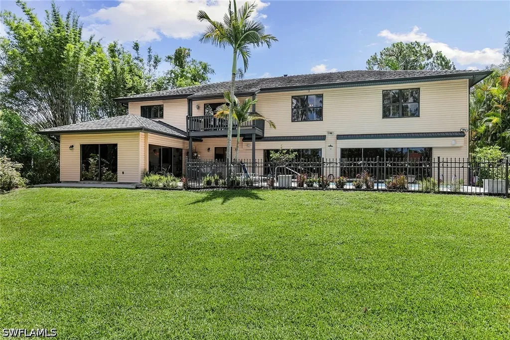 5731 Cypress Hollow Way Naples FL 34109