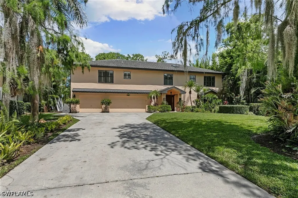 5731 Cypress Hollow Way Naples FL 34109