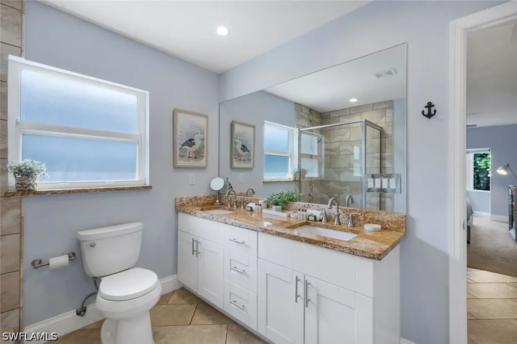 841 107th Avenue N Naples FL 34108