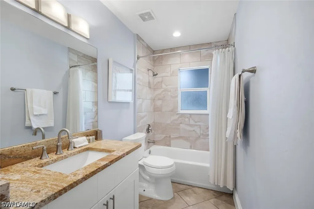 841 107th Avenue N Naples FL 34108