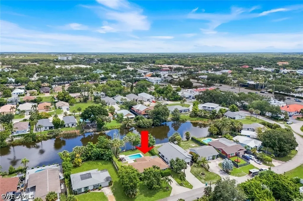 841 107th Avenue N Naples FL 34108