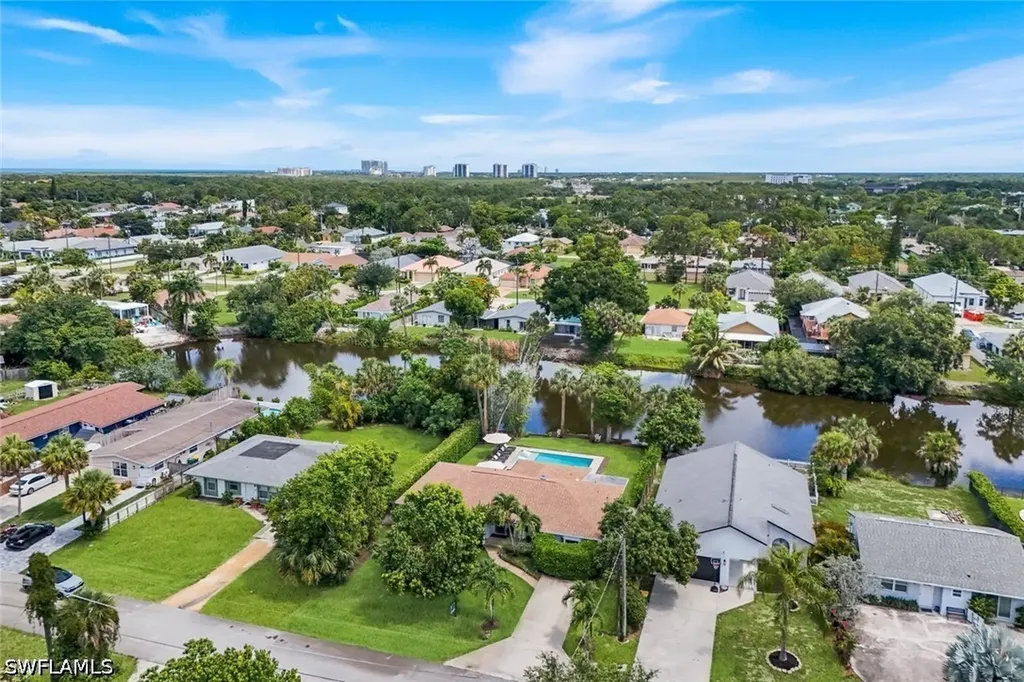 841 107th Avenue N Naples FL 34108