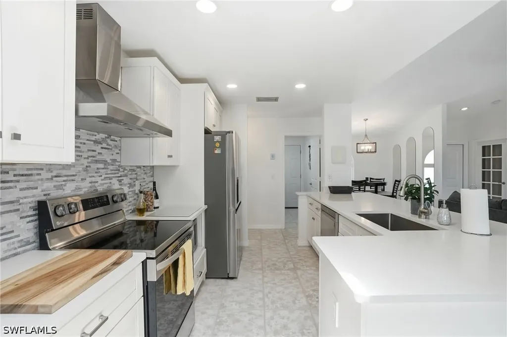 132 Bordeaux Circle Naples FL 34112