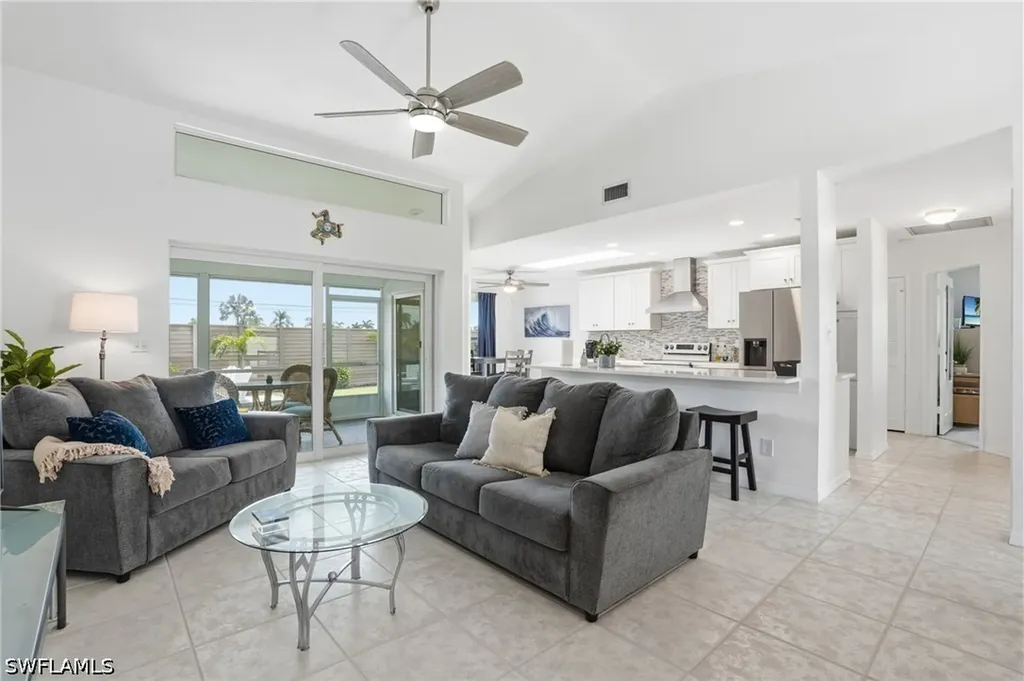 132 Bordeaux Circle Naples FL 34112