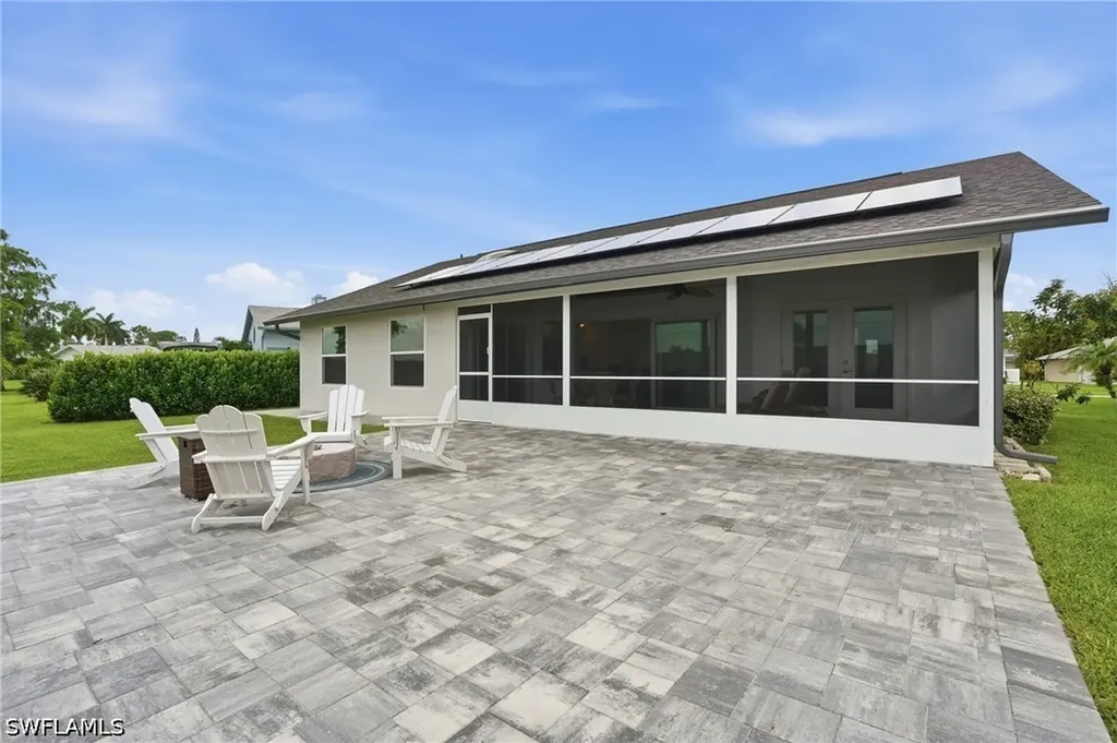 132 Bordeaux Circle Naples FL 34112