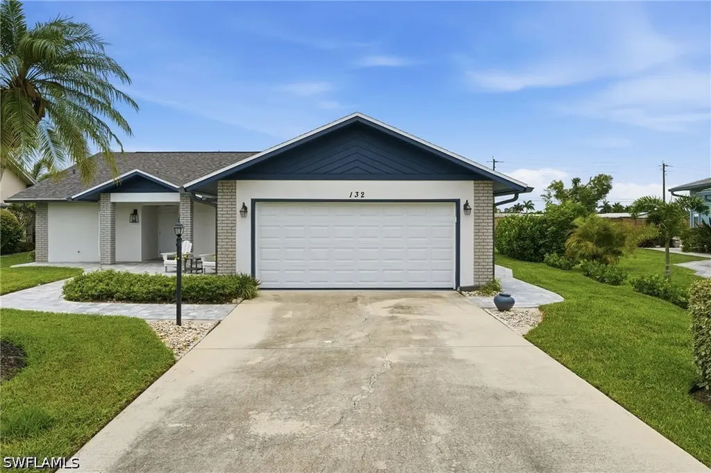 132 Bordeaux Circle Naples FL 34112