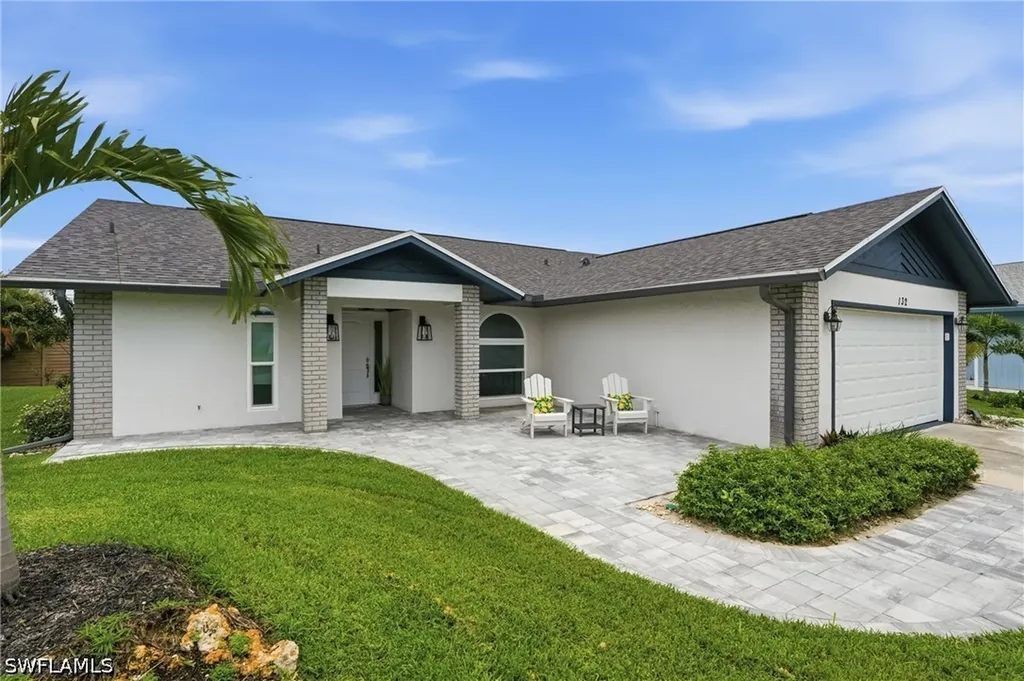 Naples FL, 132 Bordeaux Circle