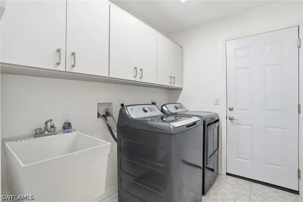 132 Bordeaux Circle Naples FL 34112