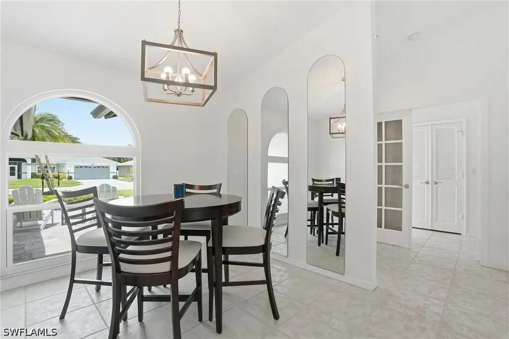 132 Bordeaux Circle Naples FL 34112