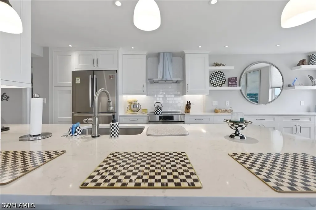 10420 Gulf Shore Drive Naples FL 34108