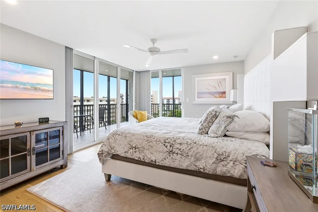 10420 Gulf Shore Drive Naples FL 34108