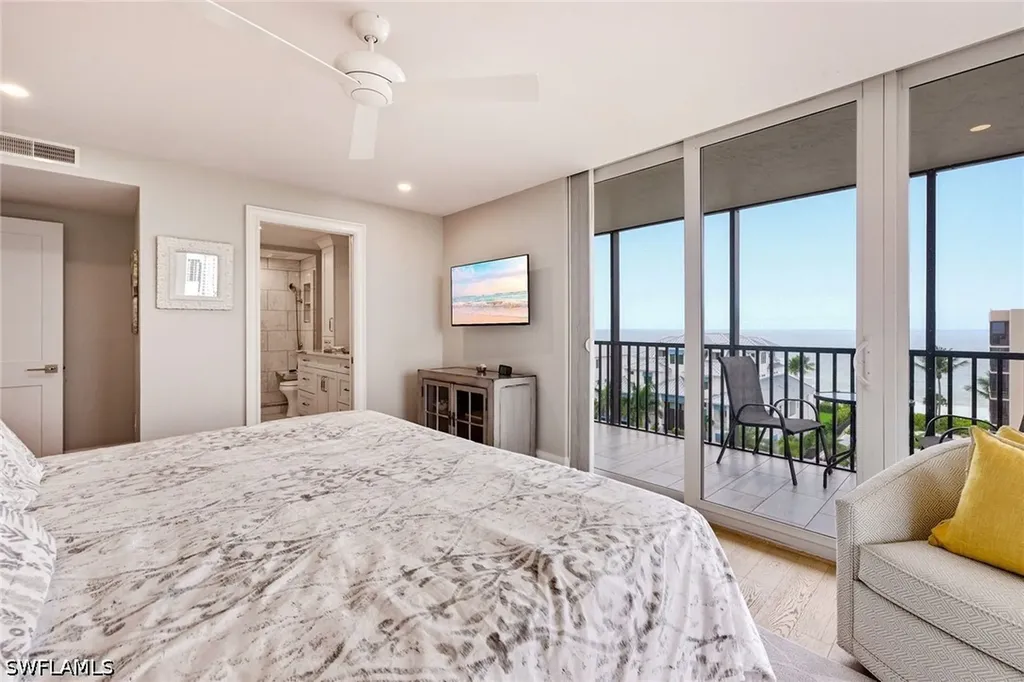 10420 Gulf Shore Drive Naples FL 34108
