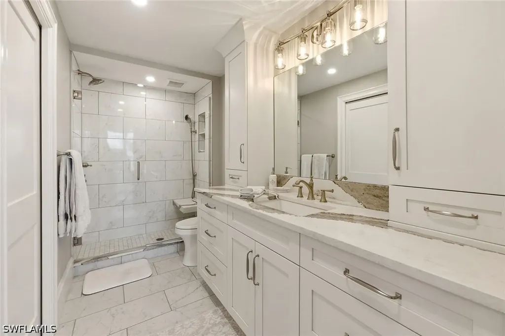 10420 Gulf Shore Drive Naples FL 34108