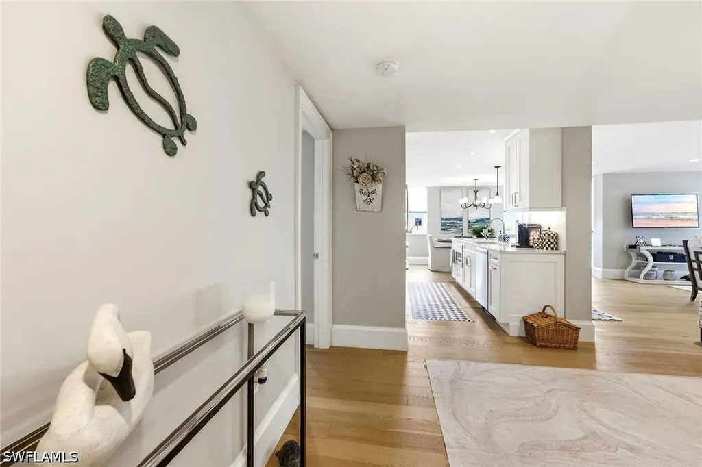 10420 Gulf Shore Drive Naples FL 34108