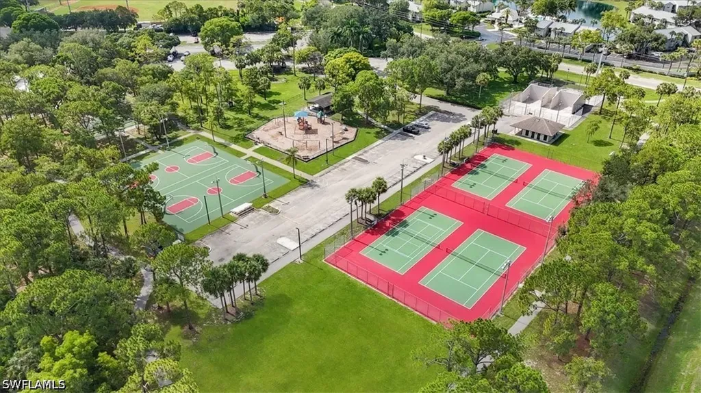 1535 Trafalgar Lane Naples FL 34116