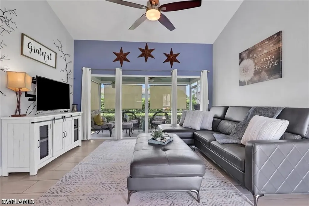 1535 Trafalgar Lane Naples FL 34116
