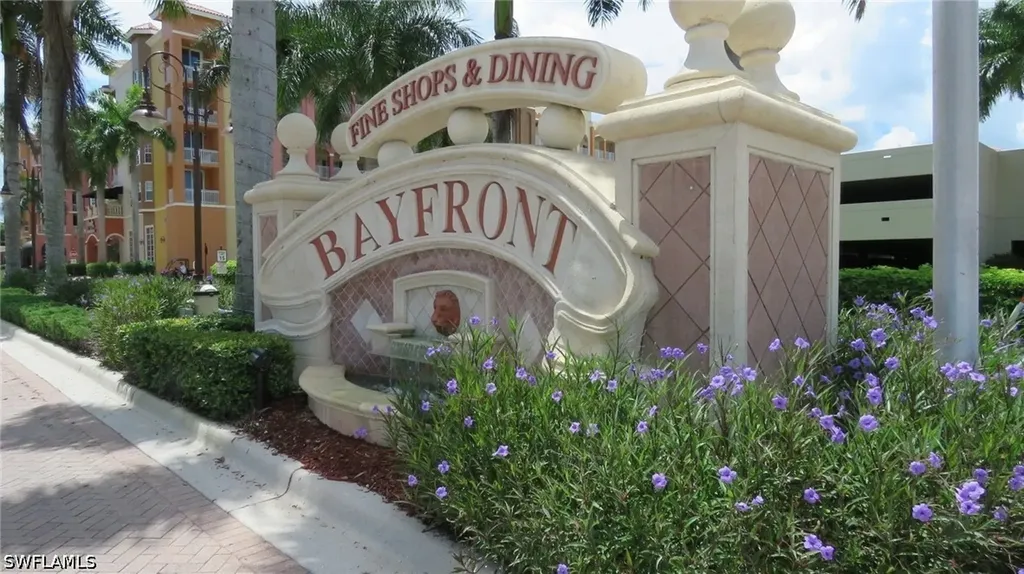 410 Bayfront Place Naples FL 34102