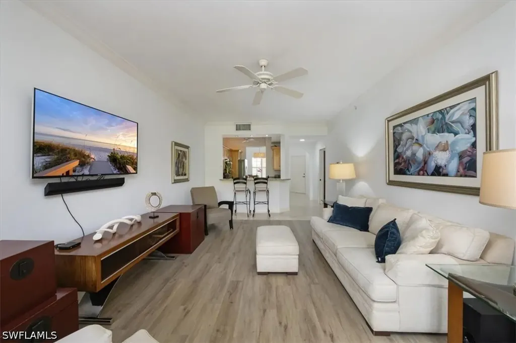 410 Bayfront Place Naples FL 34102