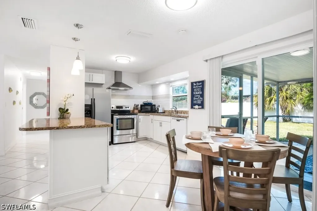 1207 Hernando Street Naples FL 34103