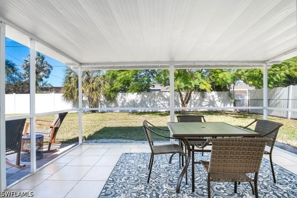 1207 Hernando Street Naples FL 34103