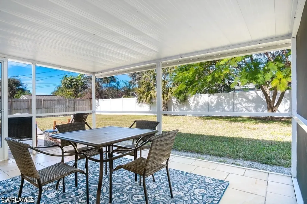 1207 Hernando Street Naples FL 34103
