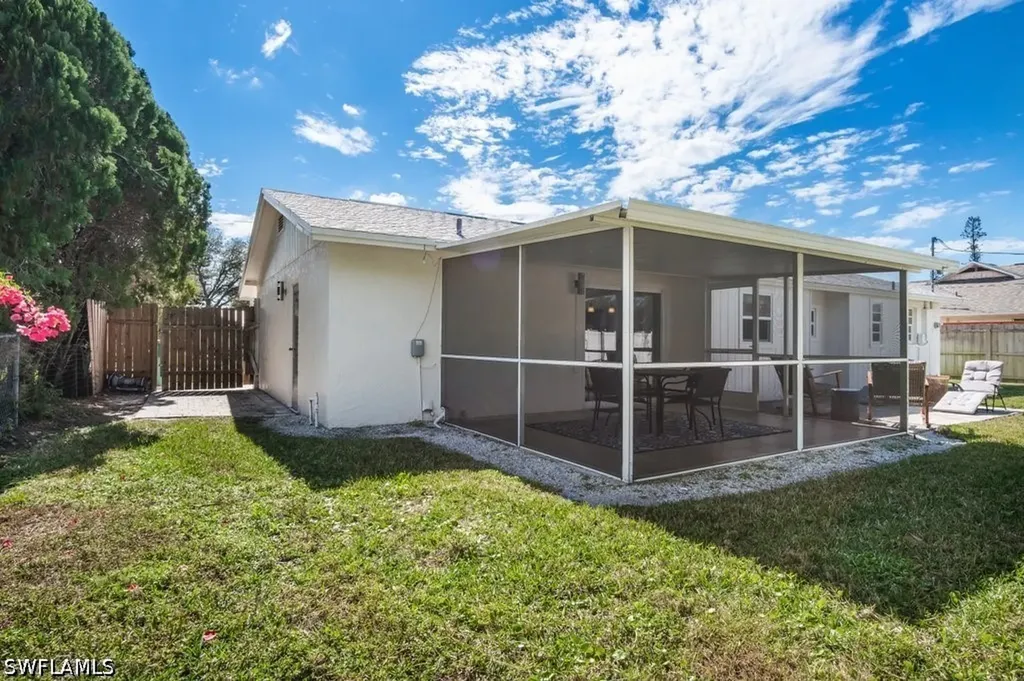 1207 Hernando Street Naples FL 34103