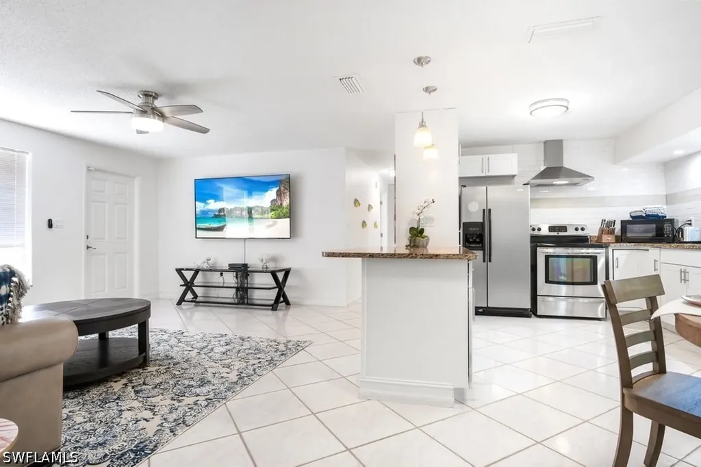 1207 Hernando Street Naples FL 34103