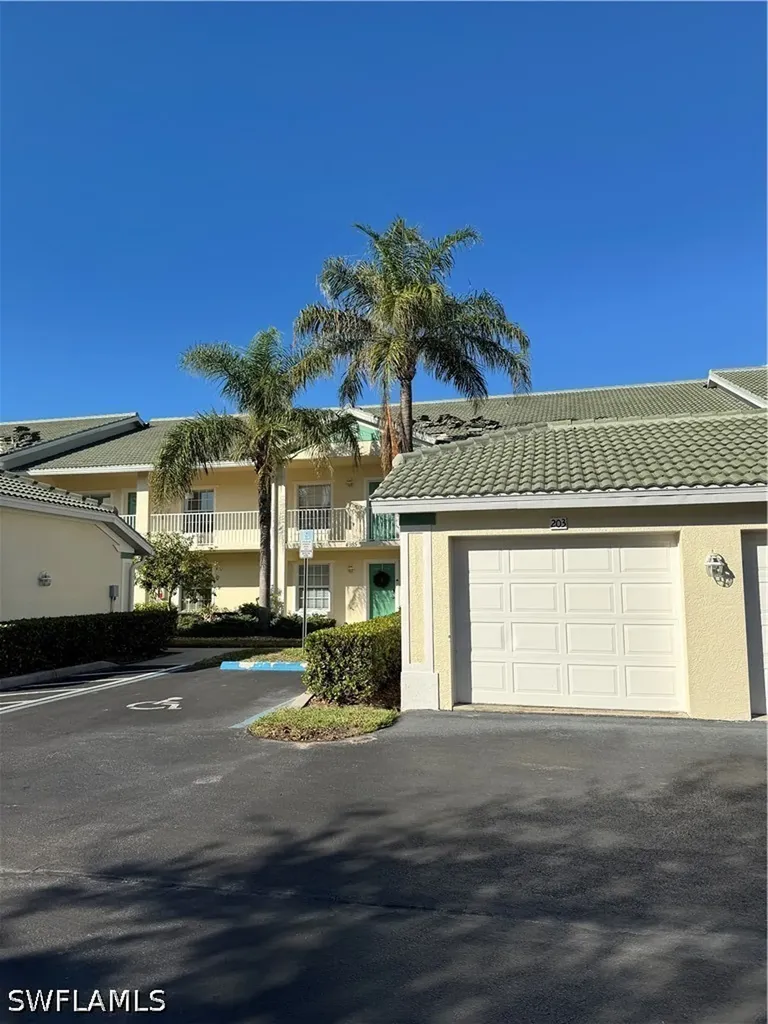 4985 Sandra Bay Drive Naples FL 34109