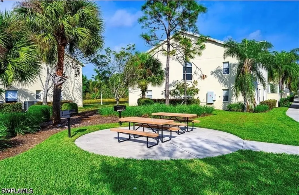 4985 Sandra Bay Drive Naples FL 34109