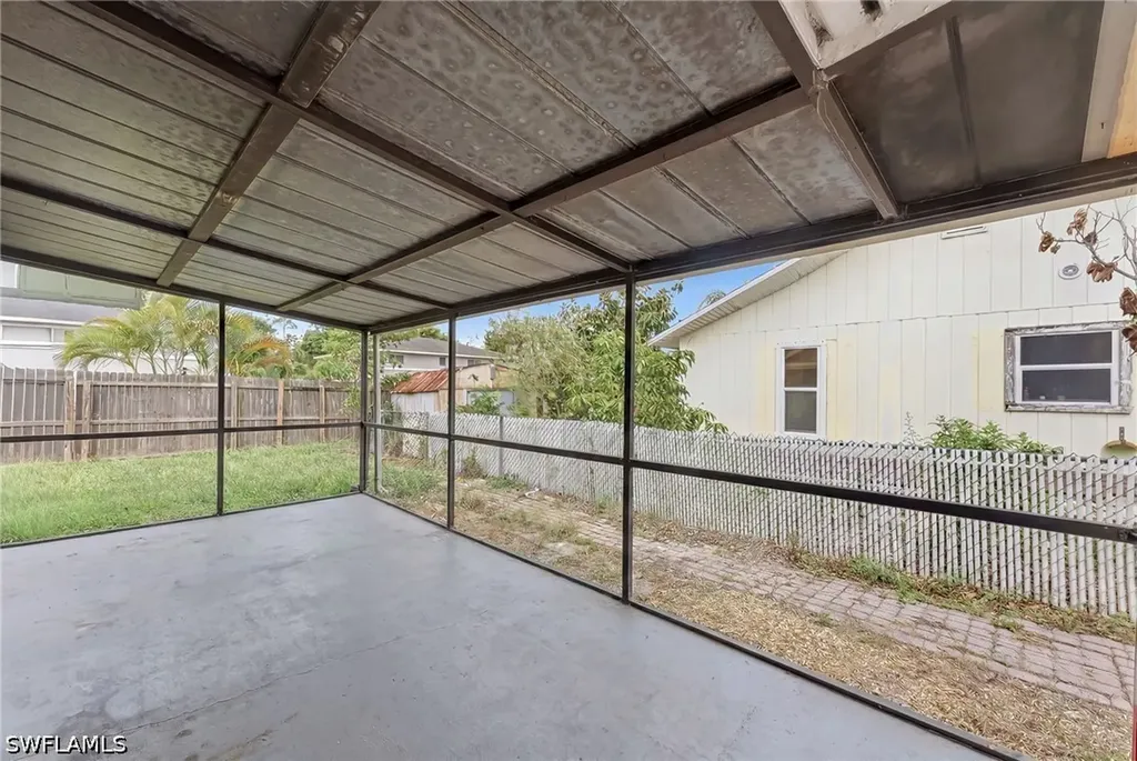 10333 Sandy Hollow Lane Bonita Springs FL 34135