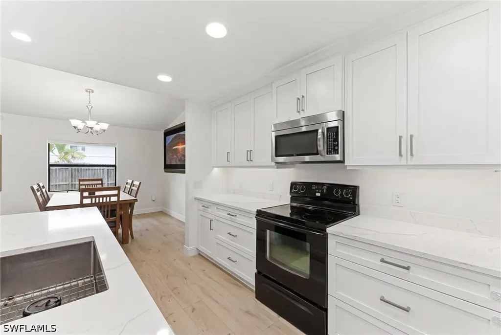 10333 Sandy Hollow Lane Bonita Springs FL 34135