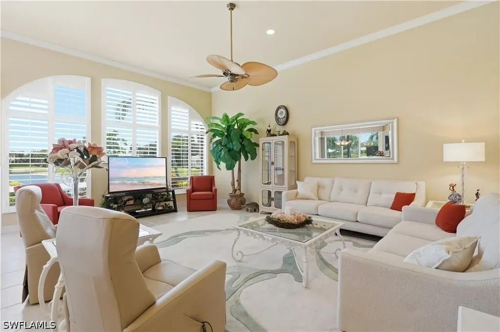 11811 Longshore Way E Naples FL 34119