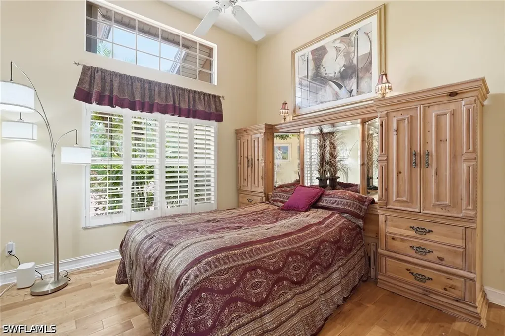 11811 Longshore Way E Naples FL 34119