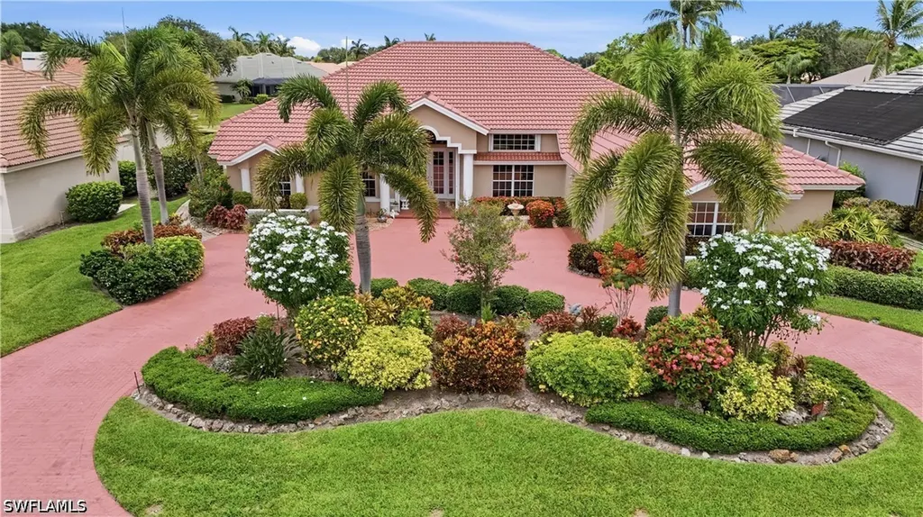 11811 Longshore Way E Naples FL 34119