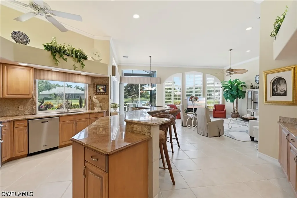 11811 Longshore Way E Naples FL 34119