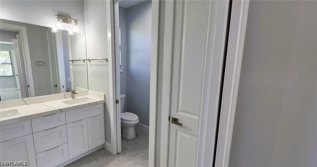 532 41st Avenue NE Naples FL 34120