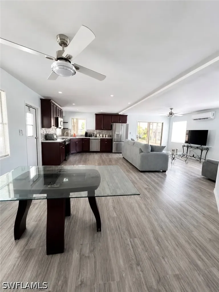 5510 Sir Walter Way North Fort Myers FL 33917