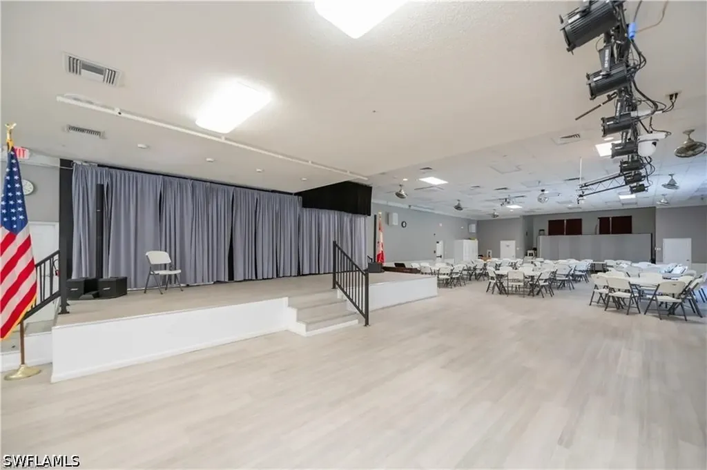 5510 Sir Walter Way North Fort Myers FL 33917