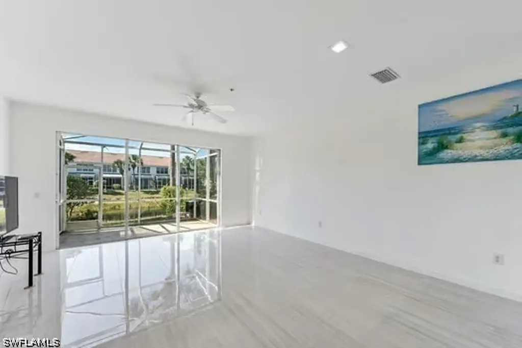 827 Hampton Circle Naples FL 34105