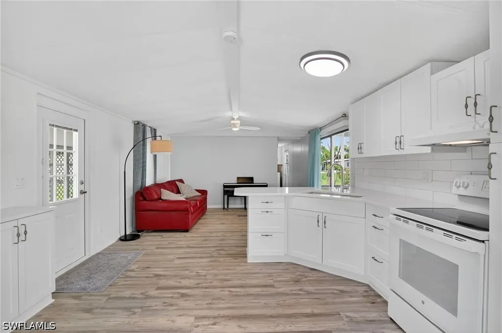 221 Grassy Key Lane Naples FL 34114