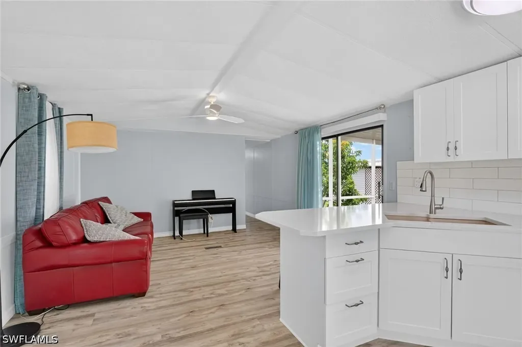 221 Grassy Key Lane Naples FL 34114