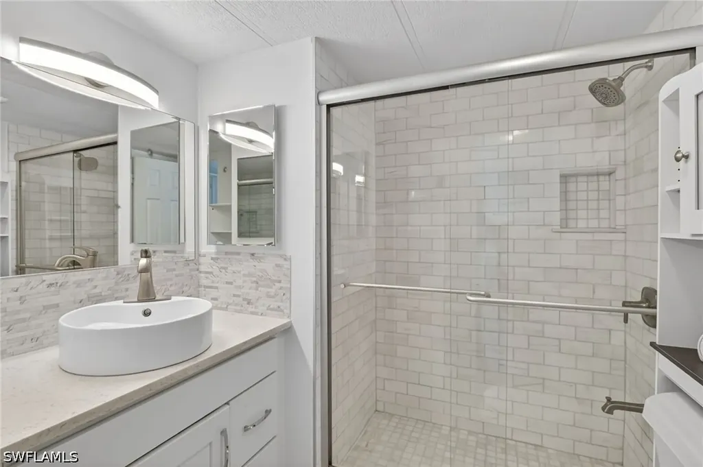 221 Grassy Key Lane Naples FL 34114