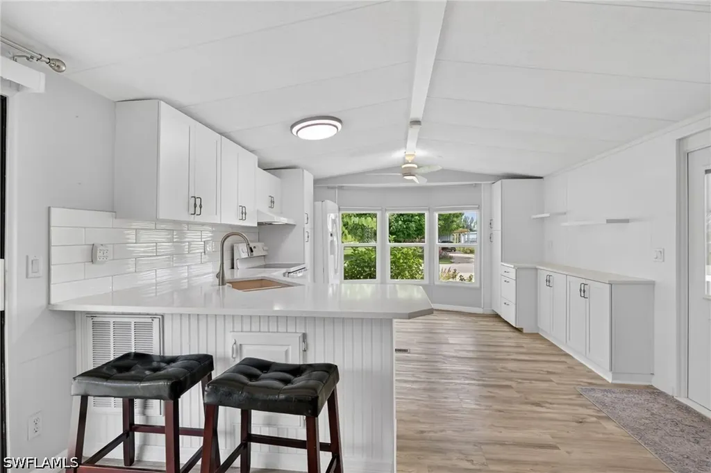 221 Grassy Key Lane Naples FL 34114