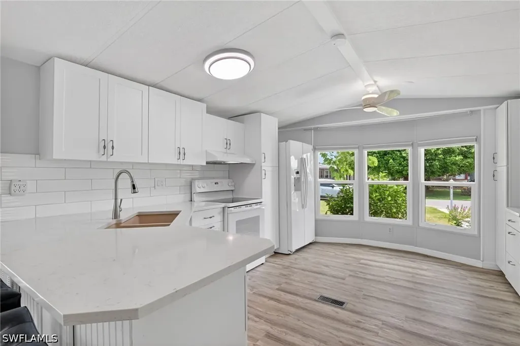 221 Grassy Key Lane Naples FL 34114