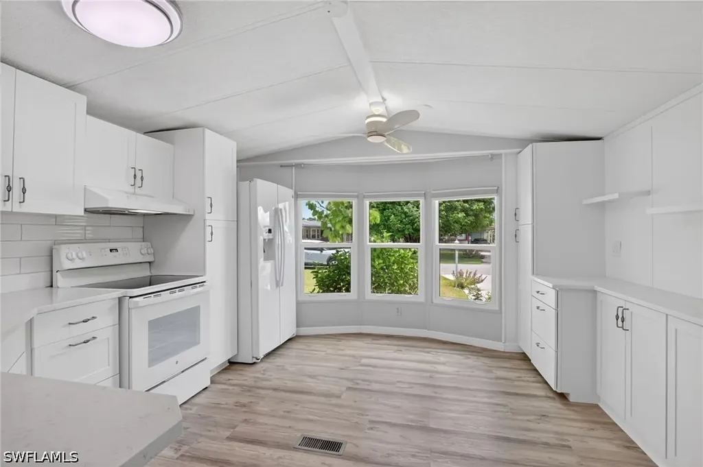 221 Grassy Key Lane Naples FL 34114